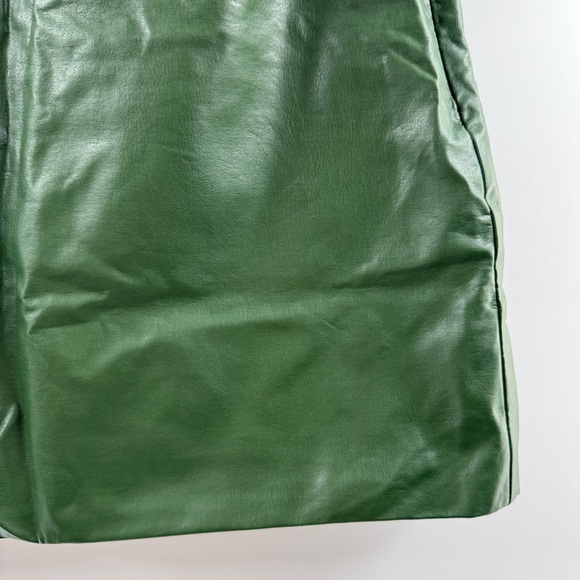 Cotton On Green Faux Leather Mini Skirt – Size Medium - Picture 4 of 7